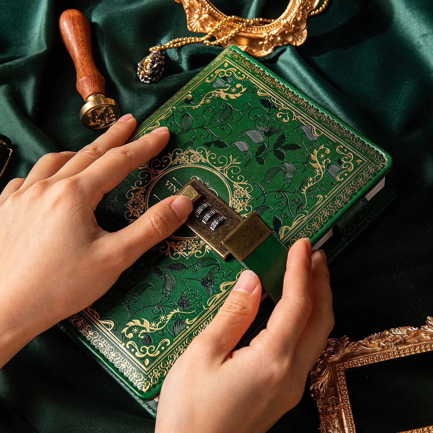 A5 Retro Digital Password Notebook Journal with Lock Diary PU Leather Privacy Notebook Sub-Password Lock Notebook Writing Book